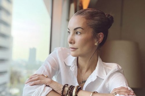 Mengapa Anak Muda Sudah Beruban? Belajar dari Nadya Hutagalung yang Bangga Punya Uban