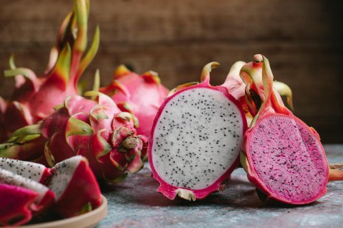 3 Cara Simpan Buah Naga Potong agar Segar Berbulan-bulan di Kulkas