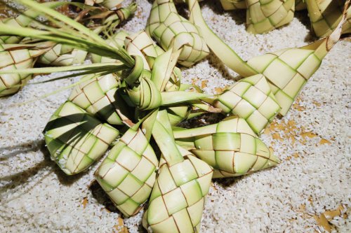 Cara Menghangatkan Ketupat agar Tidak Cepat Basi, Tetap Awet dan Enak