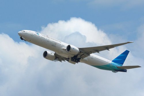 Garuda Indonesia dan Citilink sesuaikan harga tiket pesawat, Jadwal dan rute juga bakal disesuaikan, Berapa besar kenaikan harga tiket pesawat?, Kapan harga tiket pesawat kembali normal?, Harga Tiket Pesawat Garuda Indonesia dan Citilink Bakal Naik, Imbas Avtur Mahal