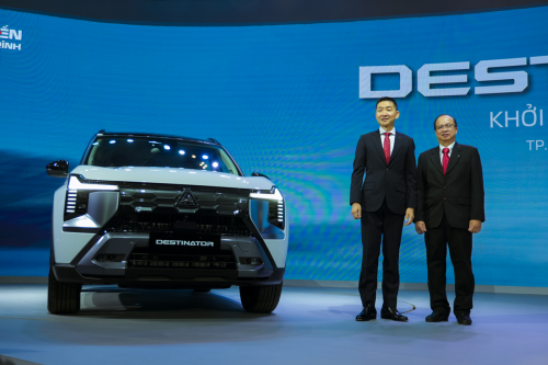 Mitsubishi Destinator Resmi Mengaspal di Vietnam