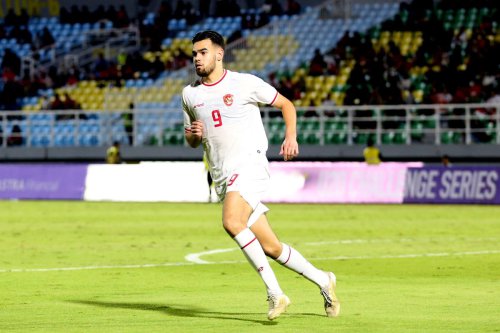 Jens Raven Resmi ke Bali United, Teken Kontrak 3 Musim