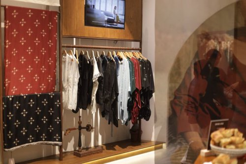 Brand Lokal Ini Tanam Sendiri Bahan dan Pewarna Pakaian, Terapkan Fashion Berkelanjutan