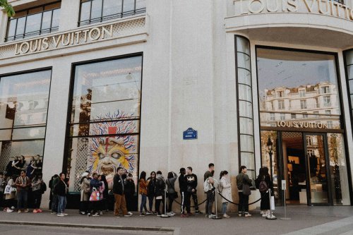 Louis Vuitton Rilis Koleksi Makeup Perdana, Lipstik hingga Eyeshadow Rp 2 Jutaan
