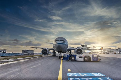 Harga Tiket Pesawat Bisa Makin Mahal, Fuel Surcharge hingga 50 Persen Tarif Batas Atas