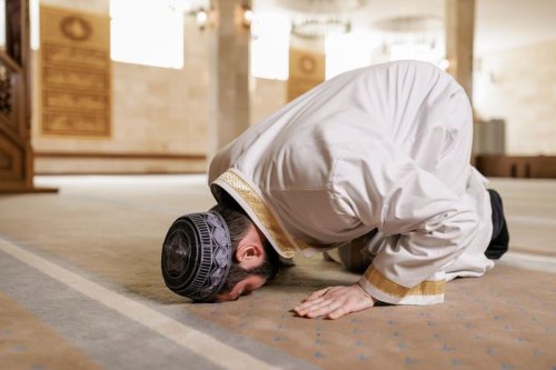 Top 5+ Amalan Isra Miraj dan Keutamaannya yang Dianjurkan