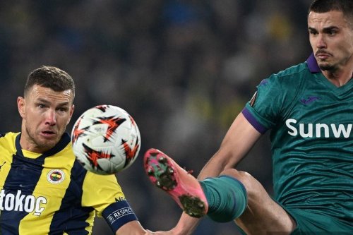 Edin Dzeko, Bosnia-Herzegovina, Piala Dunia 2026, Sarajevo, UNICEF, Kanada, Alen Dokic,