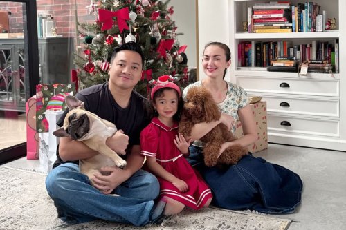 Natal, merayakan Natal, Rayakan Natal 2025, Rianti Cartwright Pilih Outfit Kasual yang Simpel