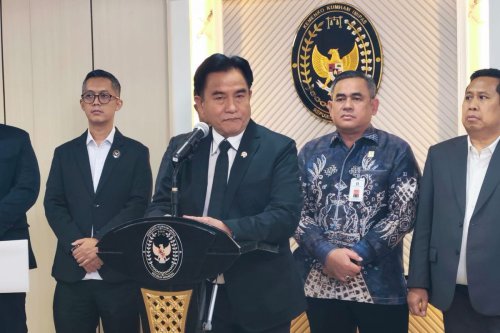 rehabilitasi, Gubernur Sulsel, Sulawesi Selatan, Yusril Ihza Mahendra, Guru ASN, Yusril Ihza Mahendra: Gubernur Sulsel Wajib Aktifkan Kembali Guru ASN Setelah Rehabilitasi