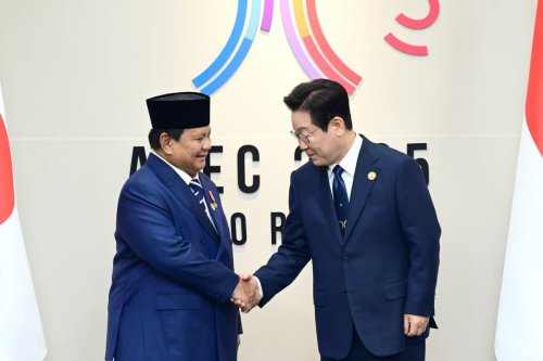 Presiden Prabowo Apresiasi K-Pop dalam Pertemuan Bilateral dengan Presiden Korsel