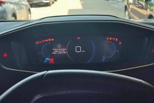 lampu indikator, indikator, check engine, Peugeot, Pentingnya Memahami Arti Lampu Indikator di Mobil