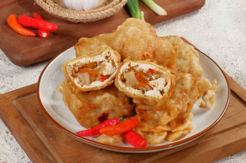Tips Bikin Tahu Isi Sayur Kriuk Tahan Lama, Pakai Bahan Ini!