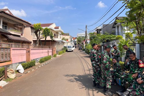 Puluhan Anggota TNI Berjaga di Rumah Sri Mulyani Usai Aksi Penjarahan