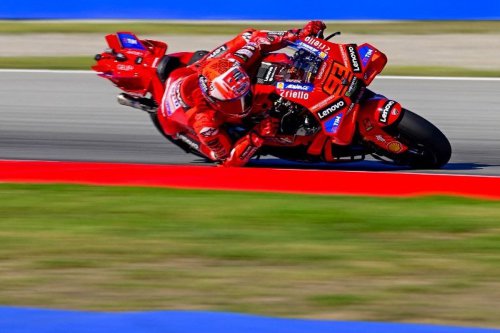 Hasil Sprint Race MotoGP Catalunya 2025: Marc Marquez Menang Usai Alex Marquez Crash