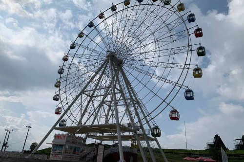 Bianglala di Osaka Macet karena Tersambar Petir, 20 Turis Dievakuasi