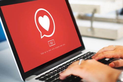 Top 6+ Cara Mencegah Love Scamming, Batasi Informasi Diri di Media Sosial