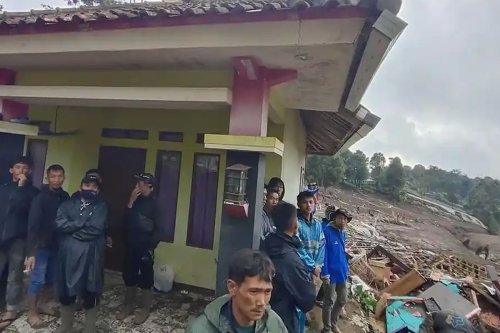 Kisah Hadiansyah, Pemilik Rumah yang Tetap Tegak Berdiri di Tengah Hamparan Longsor Cisarua