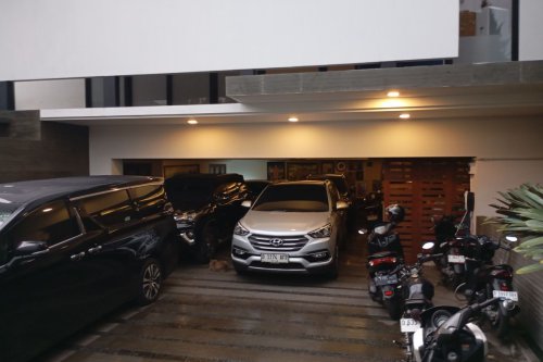 Kronologi Penjualan Mobil Mercedes BJ Habibie ke Ridwan Kamil, Dibayar Dicicil tapi Belum Lunas