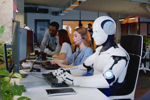 Sempat PHK Karyawan demi AI, IBM Kini Rekrut Orang Besar-besaran