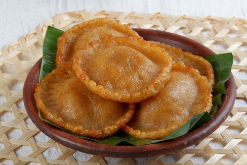 Cara Membuat Kue Cucur Tradisional Betawi, Manis dan Wangi Daun Pandan