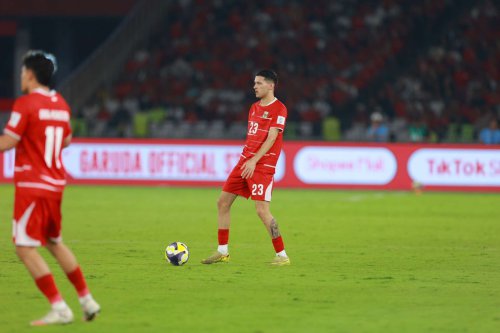 Rating Justin Hubner Usai Kalah dan Dikolongi Pemain Heerenveen