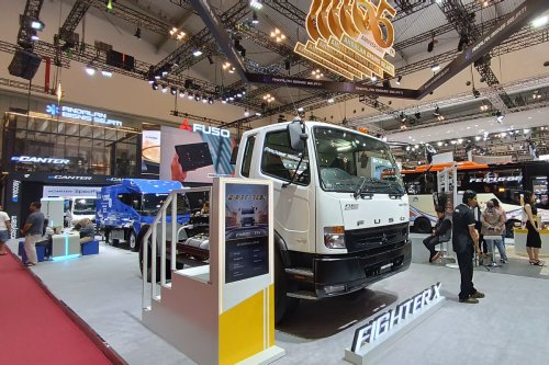 Mitsubishi Fuso Perkuat Posisi Sebagai Pemimpin Pasar Kendaraan Niaga
