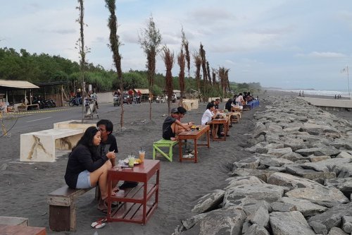 Wajah Baru Pantai Glagah&ndash;Congot Kulon Progo, Serasa di Bali