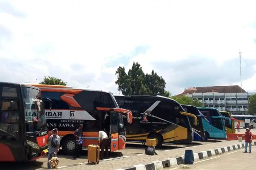 Daftar Harga Tiket Bus dari Terminal Pakupatan Jelang Libur Nataru 2025/2026, Berapa Tarif Termurah?
