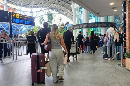 pariwisata, tenaga kerja, Menpar Sebut Sektor Pariwisata Serap 25,91 Juta Tenaga Kerja Pada 2025