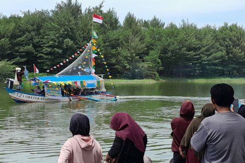 Wisata Pantai Glagah Kulon Progo, Ada Atraksi Kapal Hias Nyi Roro Kidul