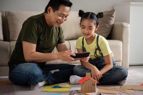 Jangan Terburu-buru, Lakukan Ini Sebelum Anak Memiliki Ponsel dan Media Sosial