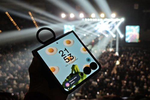 Foto Wefie Saat Nonton Konser Bisa Jadi Lebih "Kece" Pakai Generative Edit di HP Samsung Galaxy