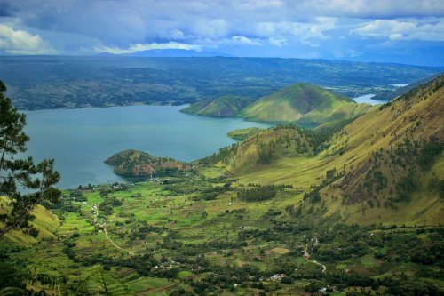 Top 8+ Wisata Alam Sekitar Danau Toba, Cocok Untuk Healing