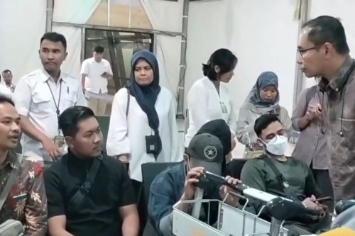 Kemlu: 24 WNI dari Iran Masih Berada di Azerbaijan, Siap Dipulangkan Bertahap
