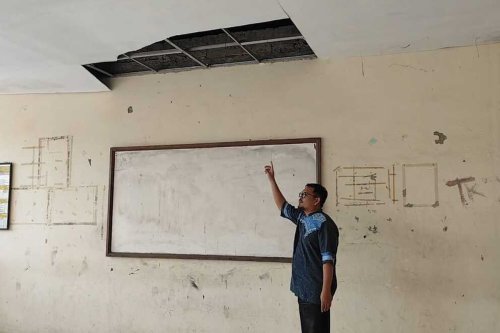 Gaji Guru SMK Veteran Cirebon Hanya Rp 300.000, Kini Hanya Ajari 11 Siswa Baru