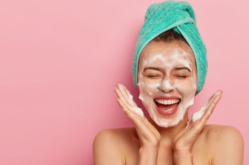 Jangan Asal, Ini Frekuensi Cuci Muka Tepat Sesuai Jenis Kulit