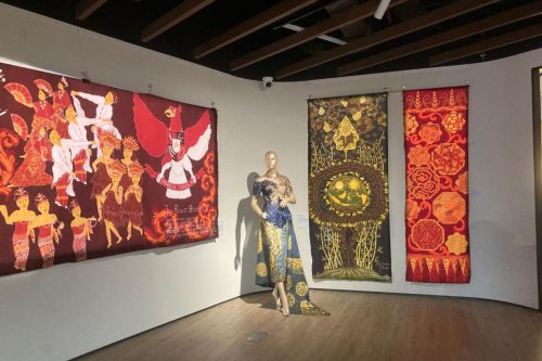 Cerita di Balik Batik "Jaga Rawat Bhinneka" Karya Dave Tjoa