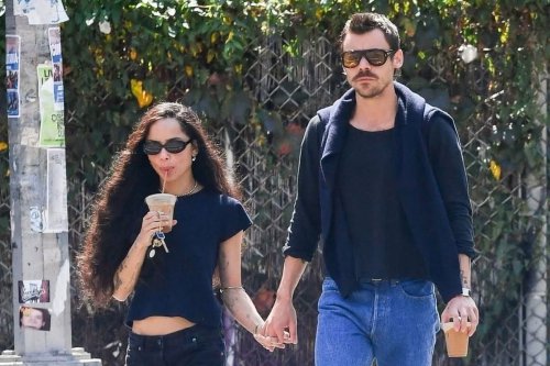 Cincin Tunangan Zo&euml; Kravitz dari Harry Styles, Desain Minimalis dengan Nilai Fantastis