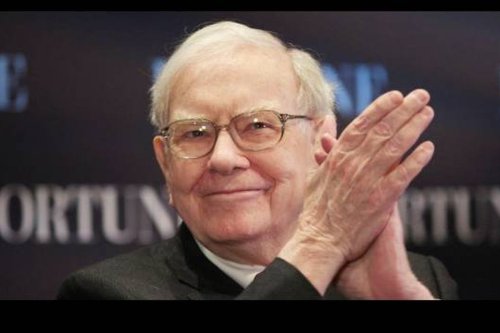 Nasihat Warren Buffett: Bayangkan Obituari Anda, lalu Jalani Hidup yang Pantas