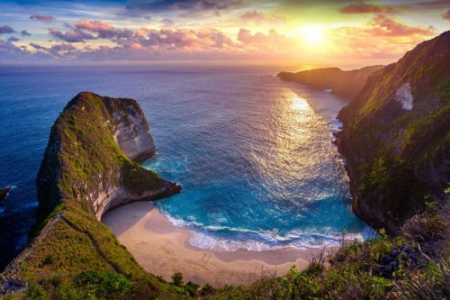Top 7+ Fakta Polemik Lift Kaca Pantai Kelingking Nusa Penida yang Tuai Protes Warga