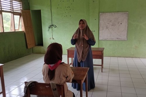 Kisah Nurmalita, Siswi Tunggal SMK Yasira Ciamis yang Bertekad Jadi Desainer