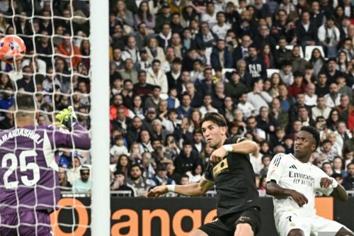 Hasil Real Madrid Vs Valencia 1-2: Penalti Vinicius Jr Gagal, Los Blancos Tumbang