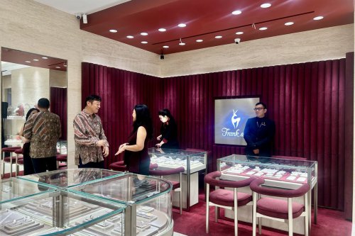 Gerai Frank &amp; co. Plaza Senayan Hadir dengan Konsep Baru, Rayakan Cinta dan Warisan Berlian Alami