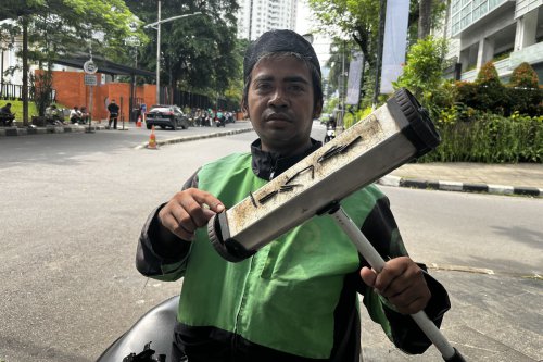 mobil, tambal ban, paku, ranjau paku, motor, ranjau paku besi payung, besi payung, Ranjau Paku Besi Payung, Makin Kecil Makin Bahaya