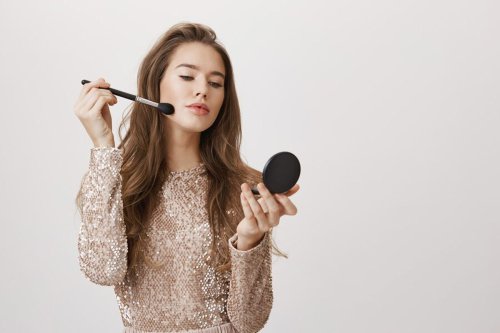 Top 5+ Tips Makeup untuk Muka Berjerawat yang Aman