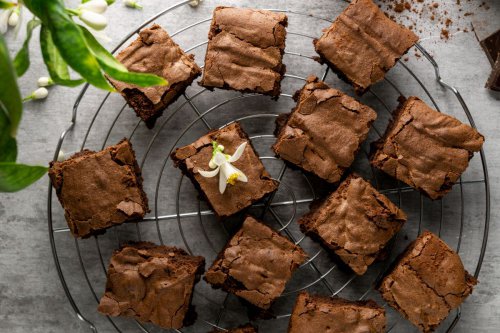 Cara Bikin Brownies Tanpa Tepung, Tetap Lembut dan Cokelatnya Nendang
