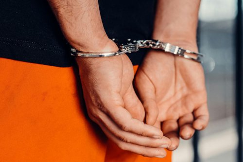 Duduk Perkara Lansia di Deli Serdang Jadi Tersangka Usai Pertahankan Pagar Rumah dari Perusak