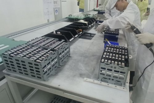 Motor Listrik, Baterai Motor Listrik Jenis Lithium Punya Performa Unggul