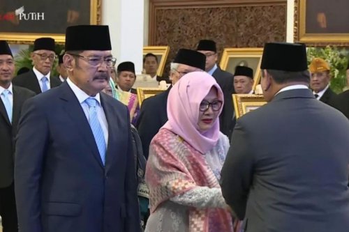 Soeharto Jadi Pahlawan Nasional, Reaksi Protes Bermunculan