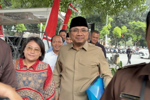 Kenapa KPK Cegah Menag Yaqut ke Luar Negeri?